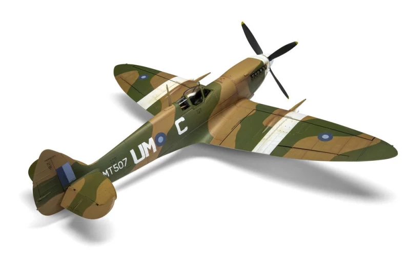 Supermarine Spitfire Mk.VIII in 1:24